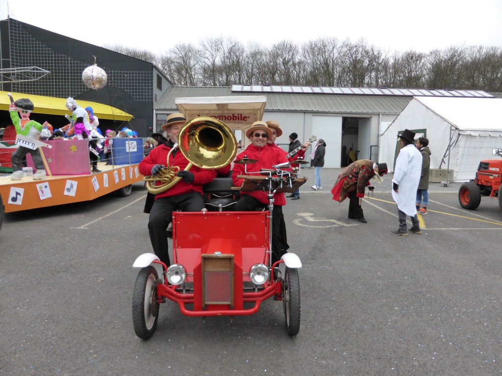Jazzymobile carnaval parade hérouville